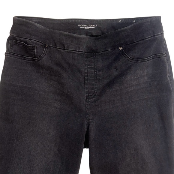 CHICO Chico’s embellished cuff hi rise ANKLE Jean JEGGINGS women’s size 2 12 - Picture 3 of 15